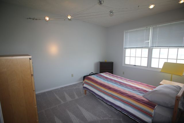 610 Old Farm Road, Bloomington, IL 61704