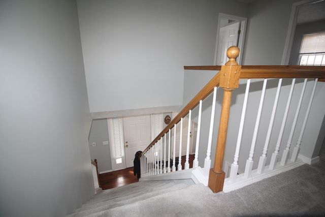 610 Old Farm Road, Bloomington, IL 61704