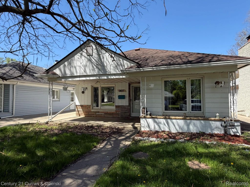 7427 DREXEL Street, Dearborn Heights, MI 48127