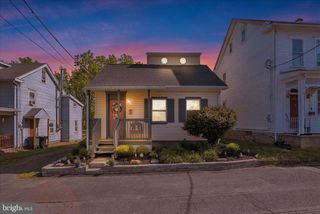 226 W TAMMANY ST, Orwigsburg, PA 17961