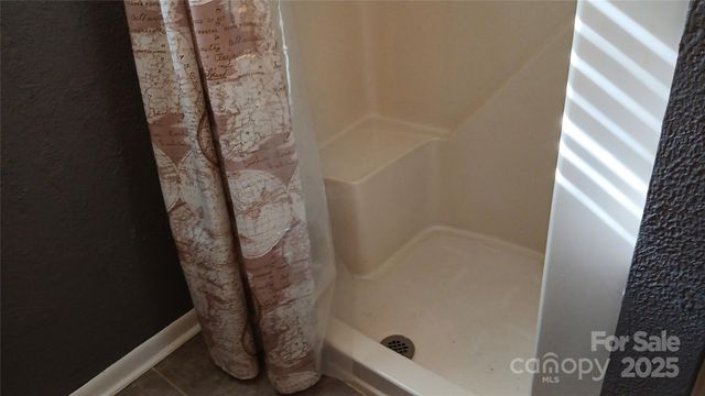 309 Rodoret Street N, Valdese, NC 28690