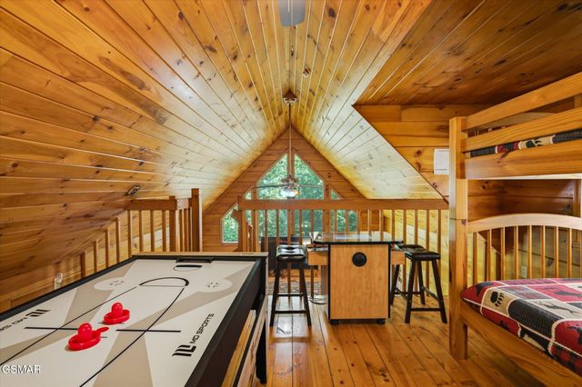 3163 Sourwood Way, Sevierville, TN 37862