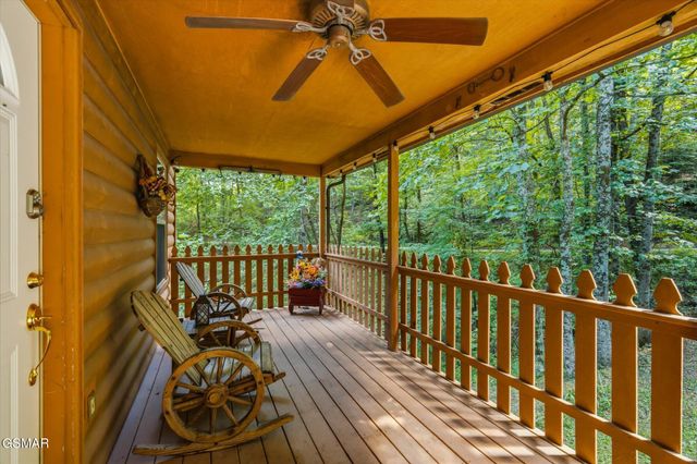3163 Sourwood Way, Sevierville, TN 37862