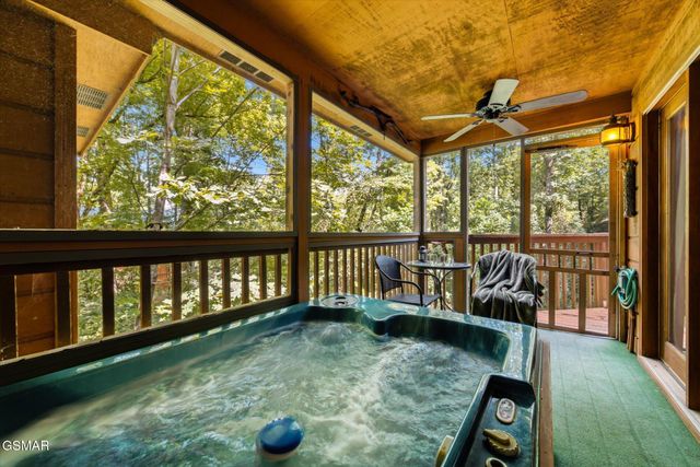 3163 Sourwood Way, Sevierville, TN 37862