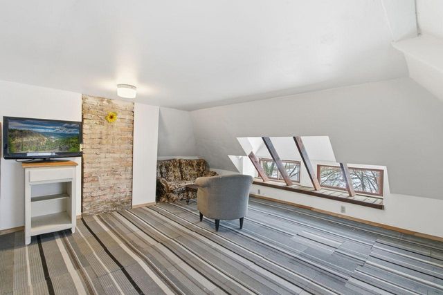 3202 N 6th Street, Minneapolis, MN 55412