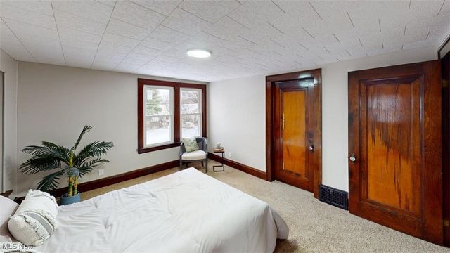 1156 Clifton Avenue, Akron, OH 44310