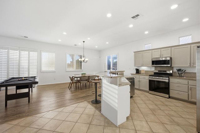 48423 Hepburn Drive, Indio, CA 92201