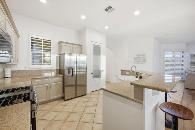 48423 Hepburn Drive, Indio, CA 92201