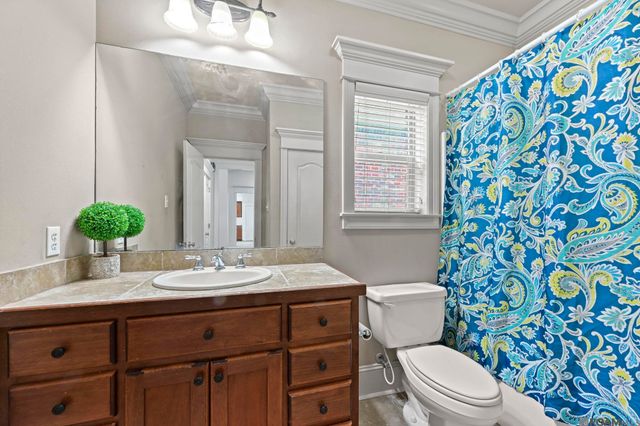 401 Brown Thrasher Loop, Madisonville, LA 70447