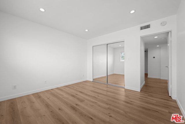 136 S Palm Drive 305, Beverly Hills, CA 90212