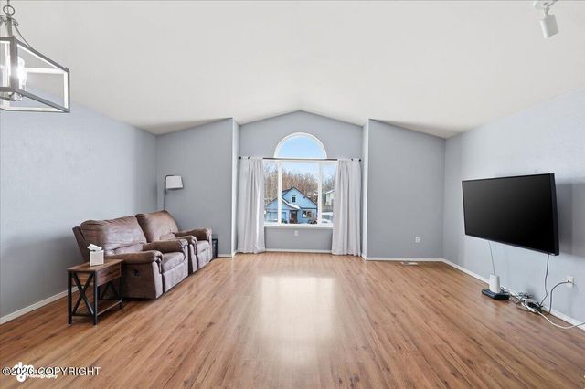 1275 W Joan of Arc Road, Palmer, AK 99645