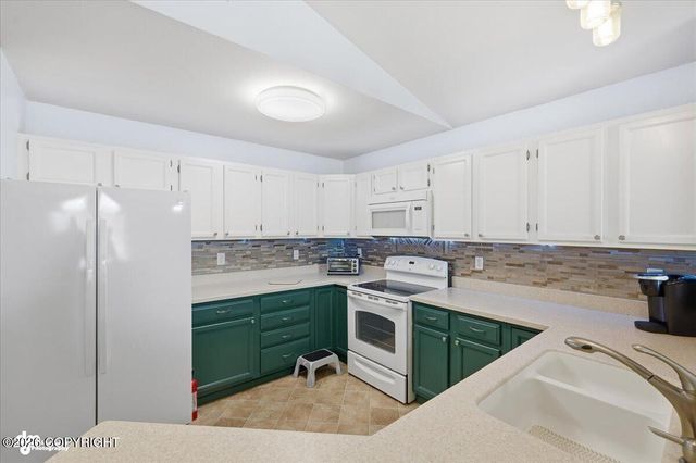 1275 W Joan of Arc Road, Palmer, AK 99645