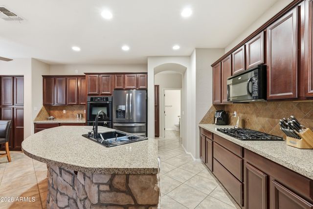 3840 E KINGBIRD Place, Chandler, AZ 85286