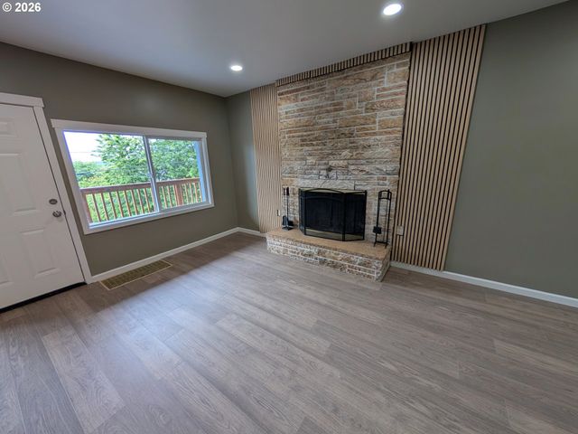 10503 Nw 3RD St, Portland, OR 97231