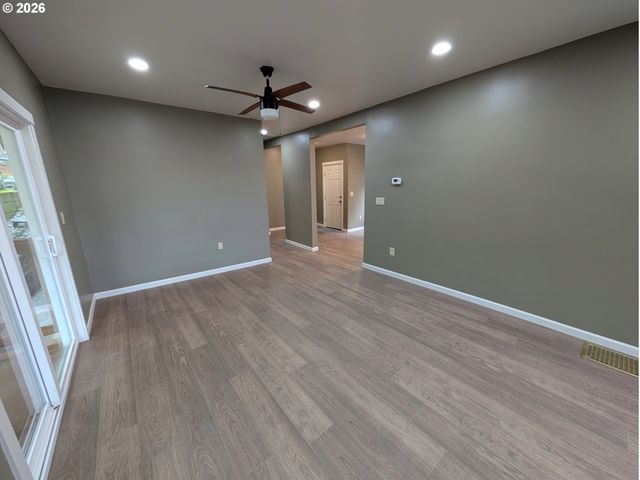 10503 Nw 3RD St, Portland, OR 97231