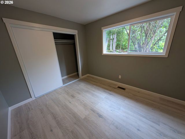 10503 Nw 3RD St, Portland, OR 97231