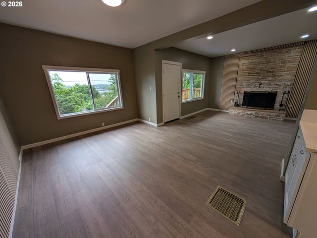 10503 Nw 3RD St, Portland, OR 97231