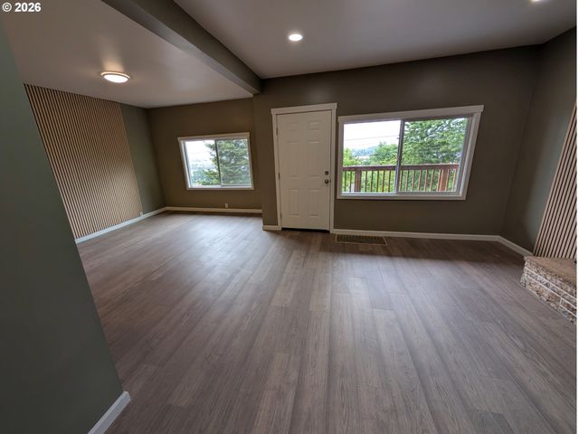 10503 Nw 3RD St, Portland, OR 97231