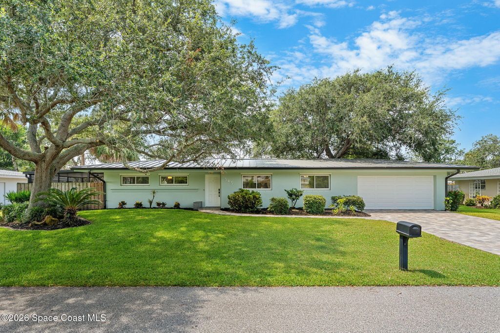 545 Seabreeze Drive, Indialantic, FL 32903