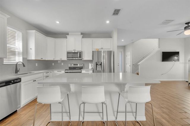 11844 FOUNDERS STREET, Orlando, FL 32832