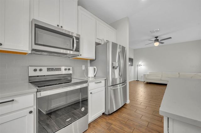 11844 FOUNDERS STREET, Orlando, FL 32832