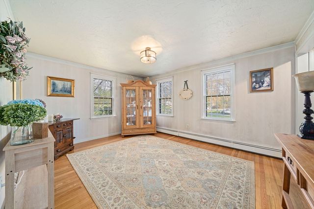 110 Country Rd, Hanover, MA 02339