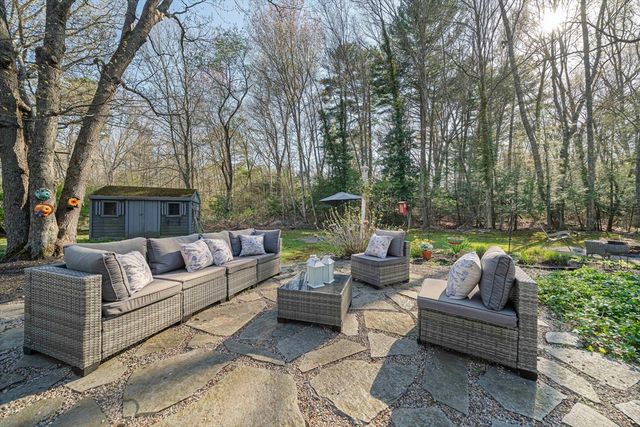 110 Country Rd, Hanover, MA 02339