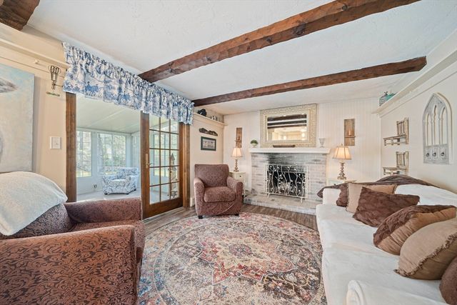 110 Country Rd, Hanover, MA 02339
