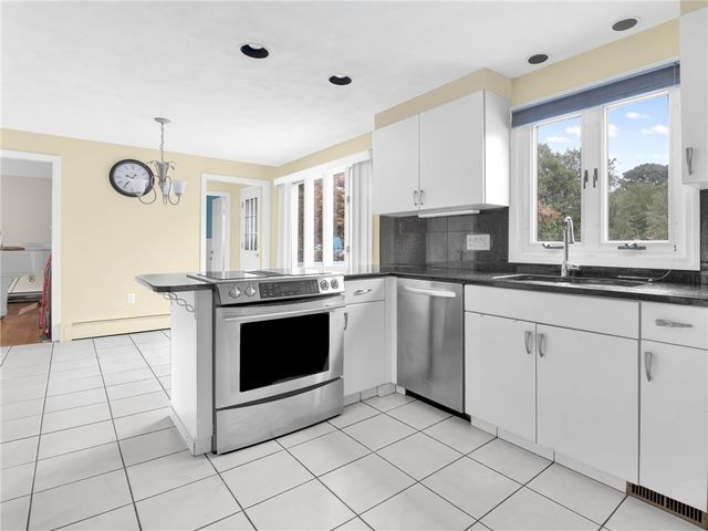 3 Barn Drive, Cumberland, RI 02864