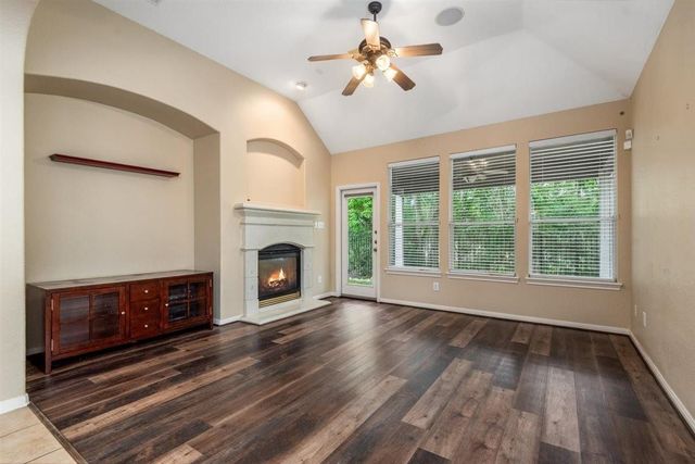 130 Zephyr Bend Place, The Woodlands, TX 77381