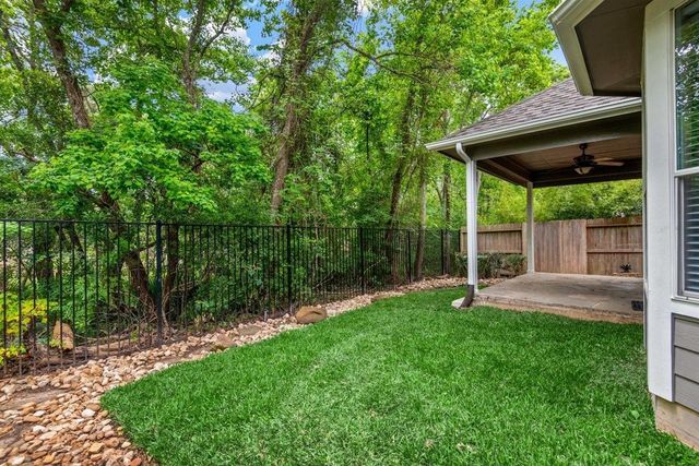 130 Zephyr Bend Place, The Woodlands, TX 77381