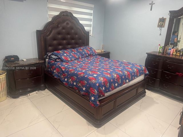 19700 NW 6th Place, Miami Gardens, FL 33169