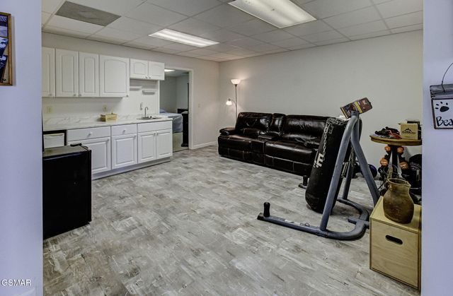 1001 Old Laurel Lane, Sevierville, TN 37876