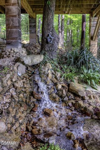 1001 Old Laurel Lane, Sevierville, TN 37876