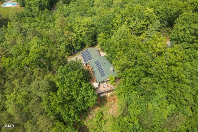 1001 Old Laurel Lane, Sevierville, TN 37876