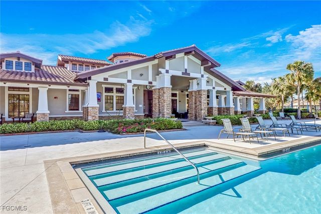 12500 Fairmont DR, Fort Myers, FL 33913