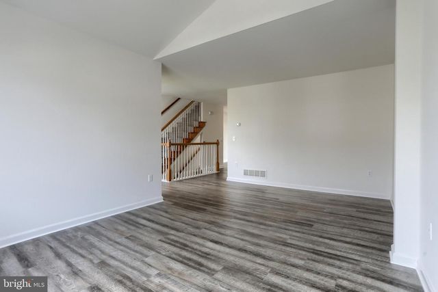 2116 AUTUMN CT, Lebanon, PA 17042