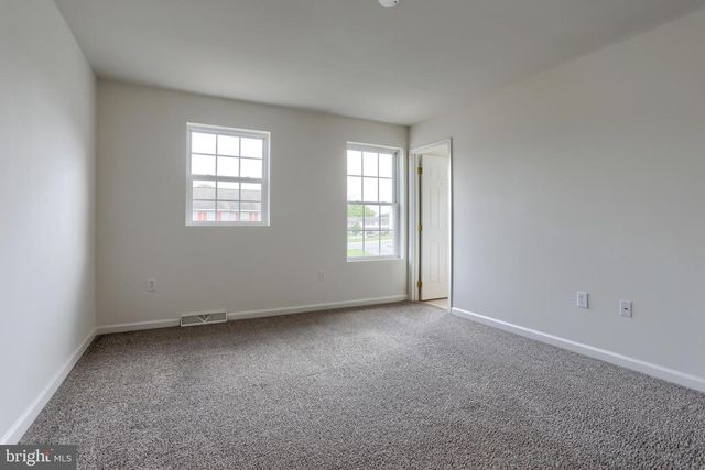 2116 AUTUMN CT, Lebanon, PA 17042