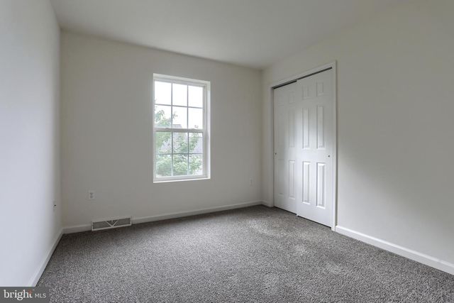 2116 AUTUMN CT, Lebanon, PA 17042