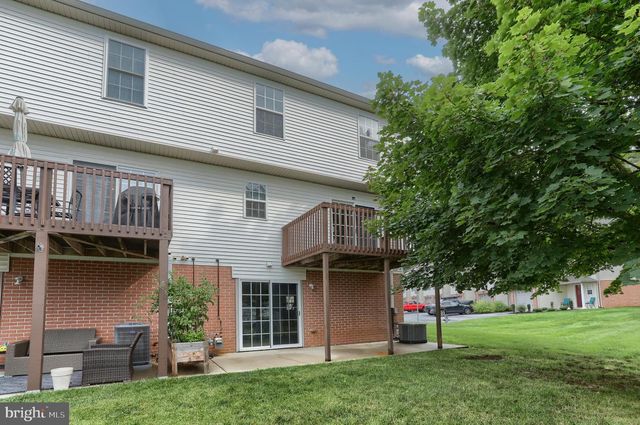 2116 AUTUMN CT, Lebanon, PA 17042