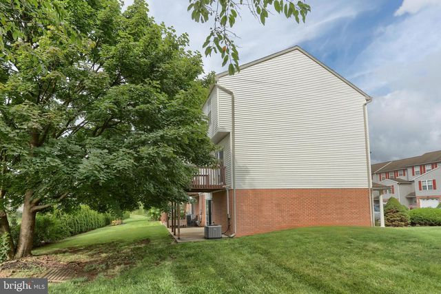 2116 AUTUMN CT, Lebanon, PA 17042