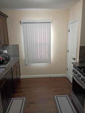 11115 Wayburn Street, Detroit, MI 48224