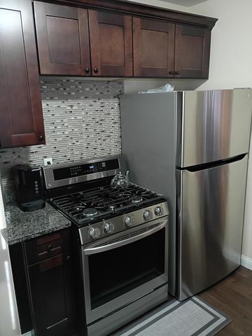 11115 Wayburn Street, Detroit, MI 48224