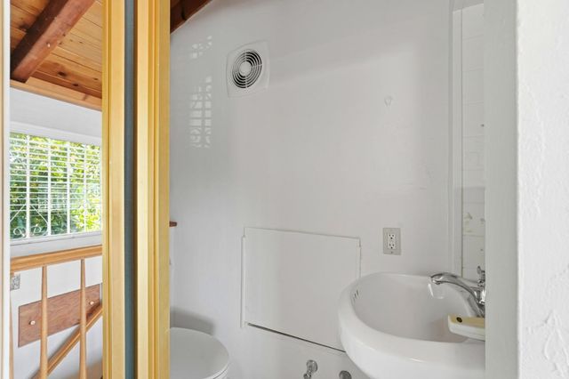 725 Santa Rita Street, Sunnyvale, CA 94085