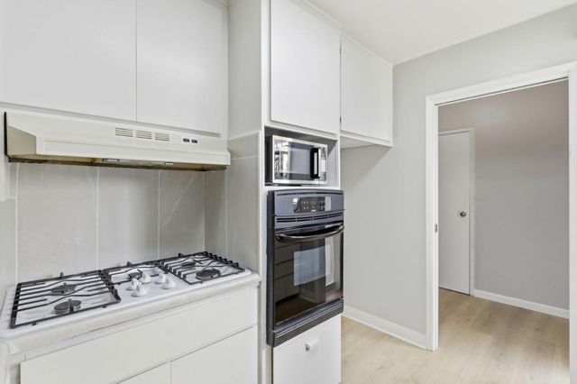 725 Santa Rita Street, Sunnyvale, CA 94085