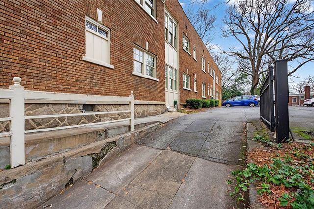 907 Piedmont Avenue NE 13, Atlanta, GA 30309