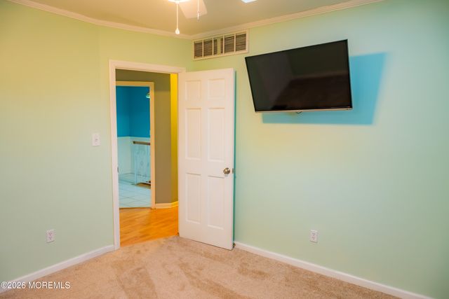 839 N Concourse, Keyport, NJ 07735