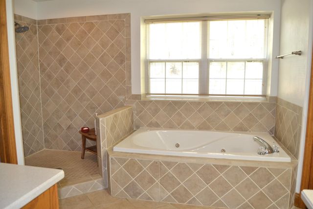 1142 Ashville Highlands Drive, Greenville, FL 32331