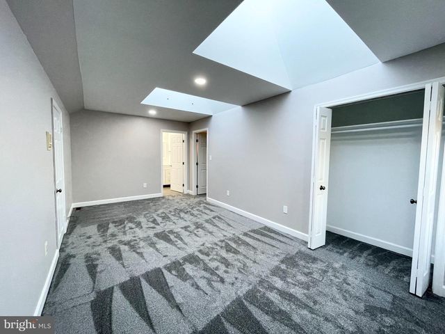 6319 CHAUCER VIEW CIR, Alexandria, VA 22304