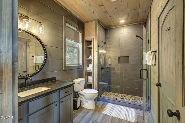 775 Cartertown rd Road, Gatlinburg, TN 37738